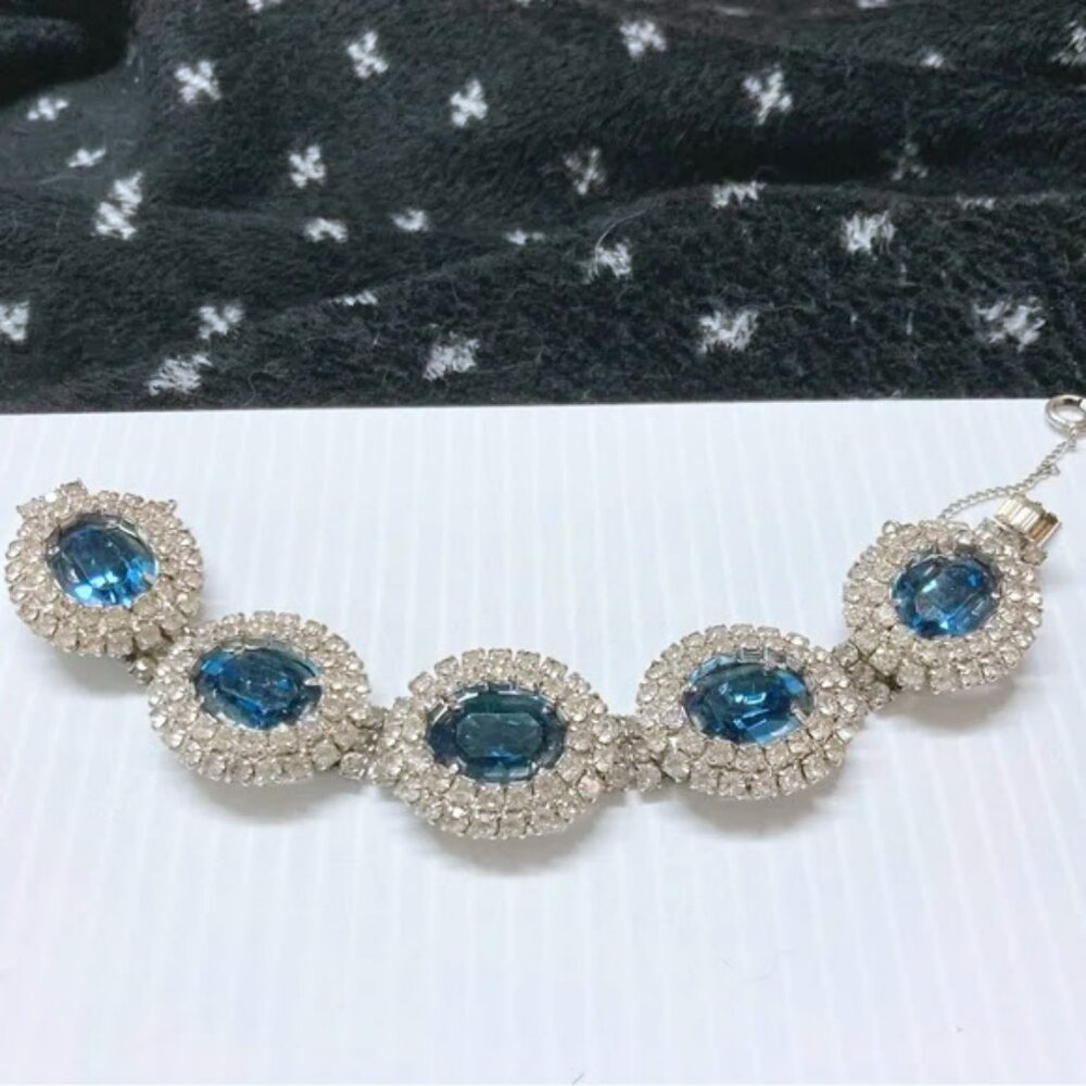Kramer of New York Vintage Large Blue Oval Double Halo Rhinestone Bracelet 7"